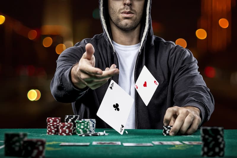 Game bài poker Gamvip: Trải nghiệm game chiến thuật hot nhất 4 cược poker hiệu quả